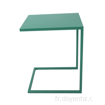 Table d&#39;appoint en métal en forme de C